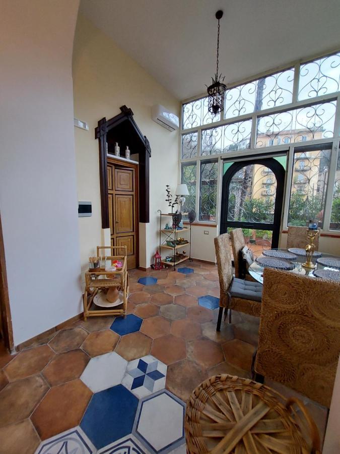 Dimora Storica "Le Stanze Di Dioniso" Villa Nápoly Kültér fotó